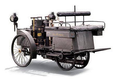 The world 39s oldest running motor car a historic 1884 De Dion Bouton et 