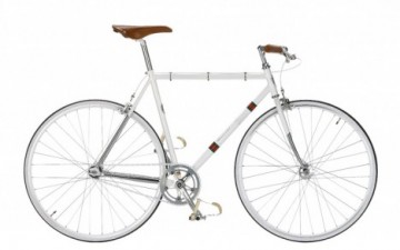 A new cosmopolitan aesthetic: Bianchi by Gucci bicycles