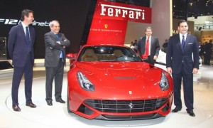 Ferrari-F12-Berlinetta-Beijing2012