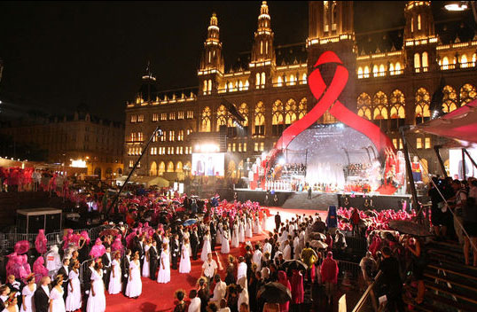 Fight The Flames of Ignorance: Vienna Life Ball Hosts The 20th Anniversary Fashion Show_3