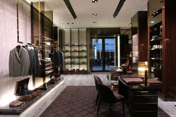 Gucci Opens Men's Store in the Troy Somerset Collection - Hour