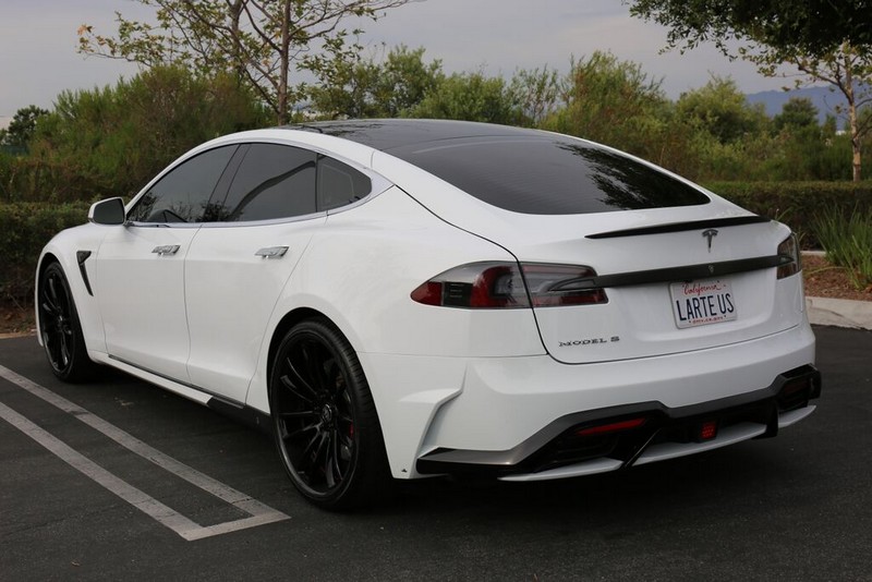 2015 custom tuning kit for Tesla Model S by Larte Design  - white model