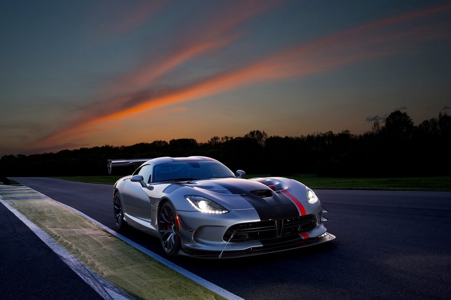 2016 Dodge Viper American Club Racer----0003