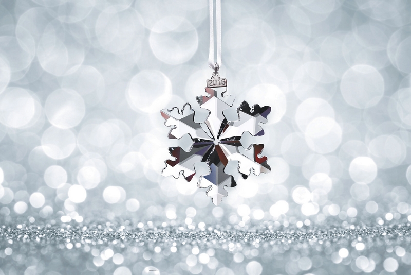 2016-snowflake-by-swarovski