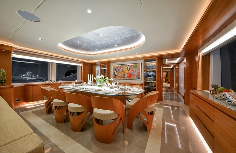 2luxury2-The epitome of truly royal cruising - Gulf Craft Majesty 35 luxury yacht-001