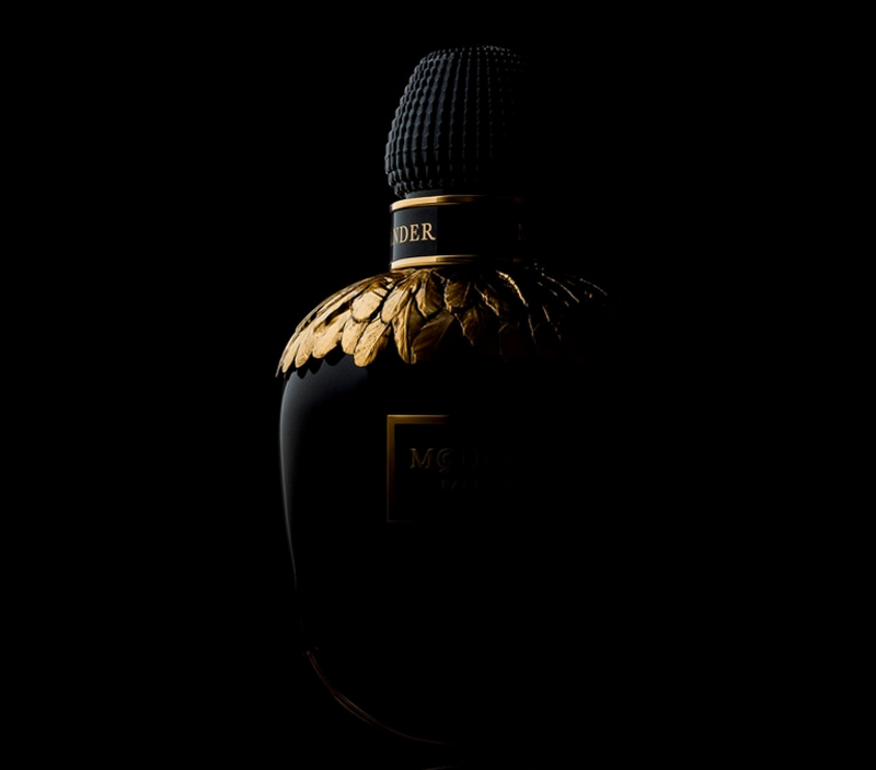 Alexander McQueen Parfum - the signature scent for women-2016