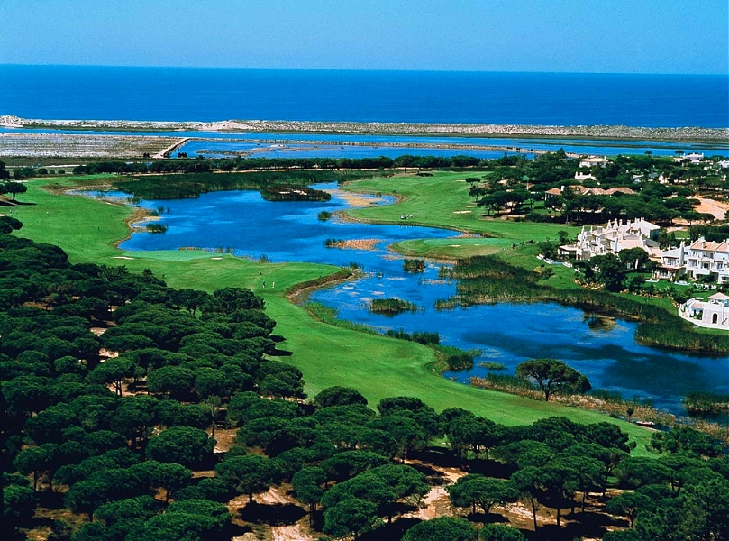 Algarve Quinto da Lago golf possibilities