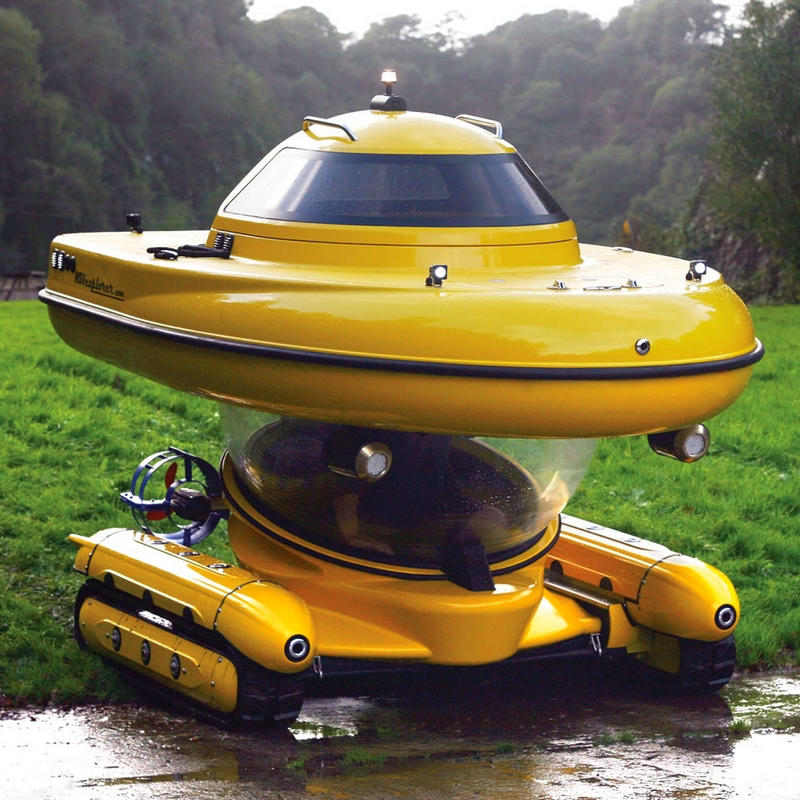 Amphibious Sub-Surface Watercraft on land