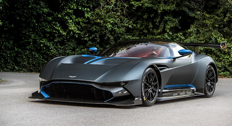 Aston Martin Vulcan pebblebeach