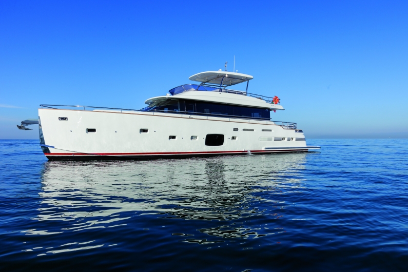 Azimut Yachts's fleet -Azimut 76magellano--