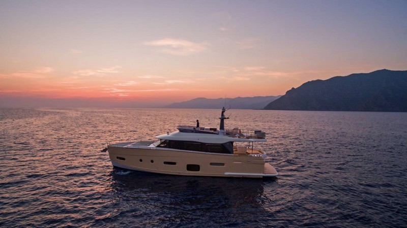 Azimut Yachts's fleet -Azimut Magellano 66-