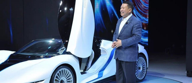 BAIC unveils Arcfox-7 electric supercar in China