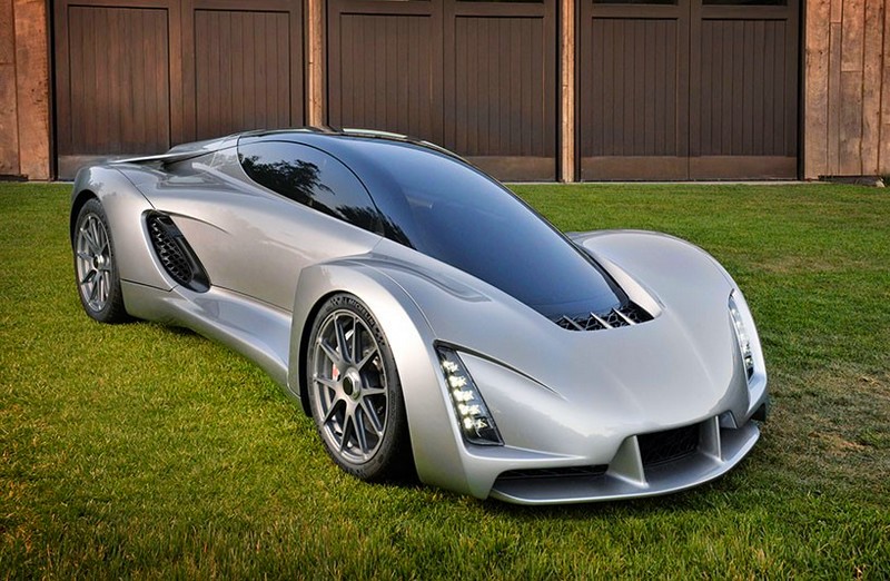 Blade supercar with 3D printed elements