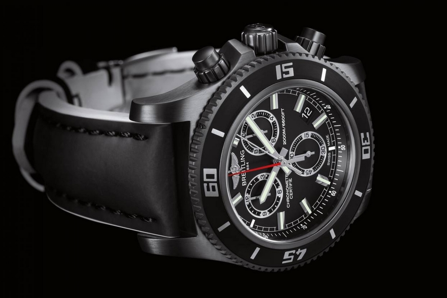 Breitling Superocean Chronograph M2000 Blacksteel-