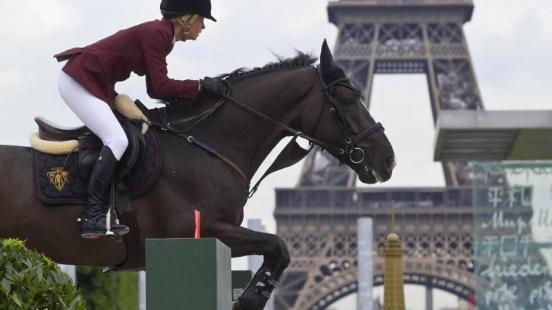 Eiffel jumping horse show in Paris