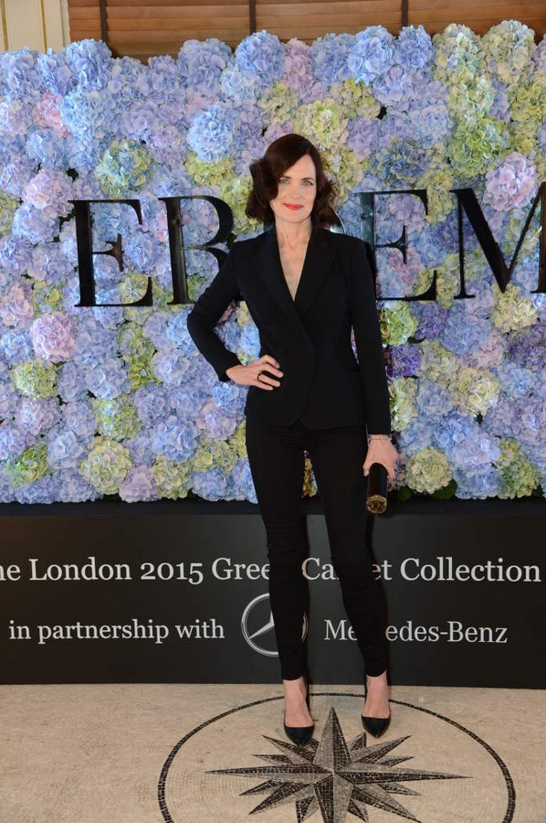Elizabeth McGovern attends The 2015 Green Carpet Challenge by Erdem