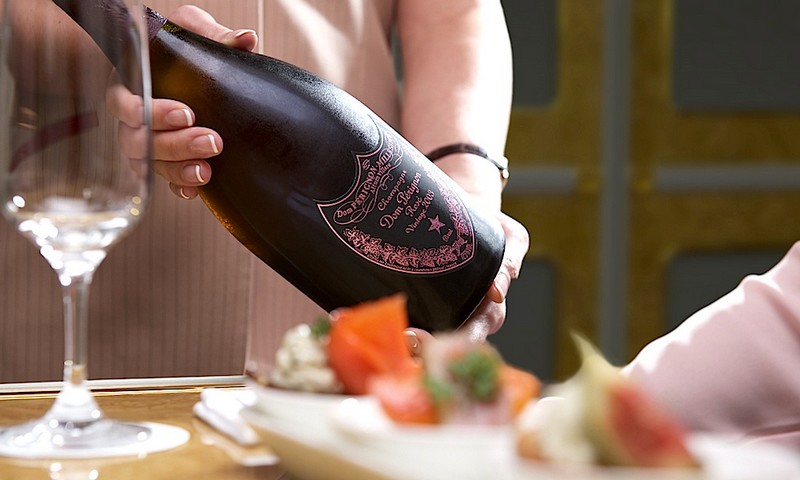 Emirates debuts exclusive Dom Pérignon vintages and Champagne pairing menu