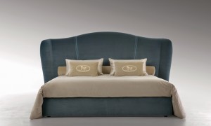 FF Fendi Casa Athenee bed FF Fendi Casa Athenee bed