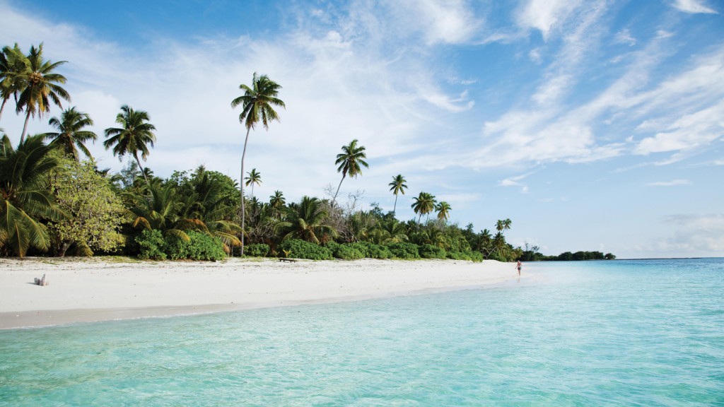 FOUR SEASONS LUXURY RESORT ON DESROCHES ISLAND-2016