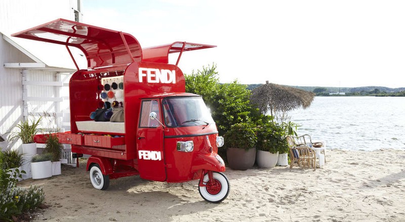 Fendi's Ape Piaggio transformed into a pop-up store - 2016