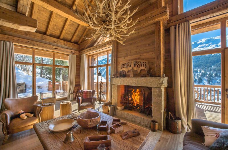 fireplace-the-soul-of-the-luxury-chalet