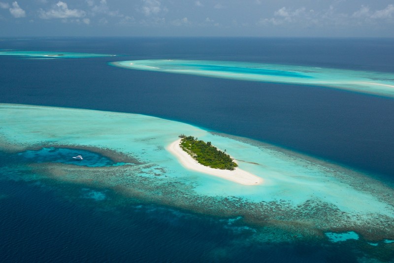 Four Seasons Private Island Maldives at Voavah, Baa Atoll