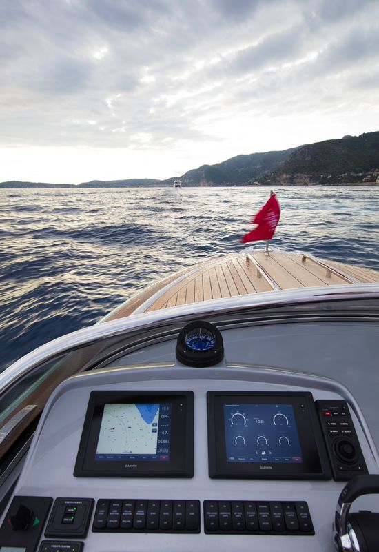 Hodgdon yachts 10.5 meter custom limousine tender 2016 -2luxury2-cockpit