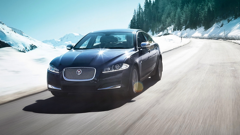 Jaguar XF 2015--