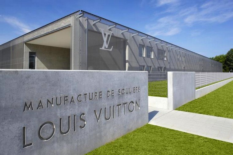 LVMH LouisVuitton shoes manufacture