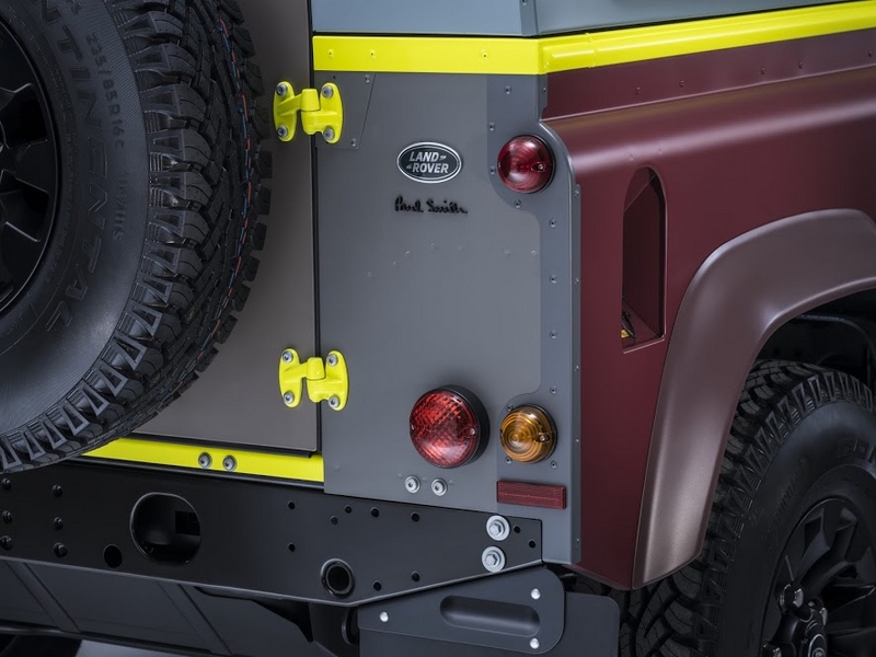 Land Rover's tailor-made Defender for Paul Smith-2015- details-