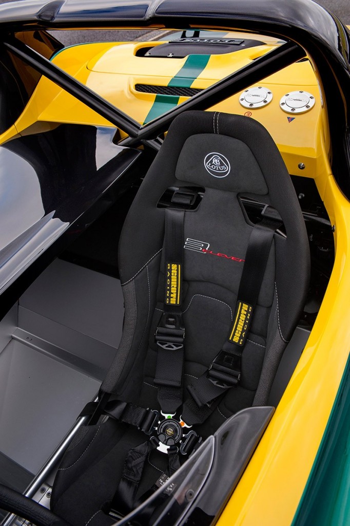 Lotus 3-Eleven int