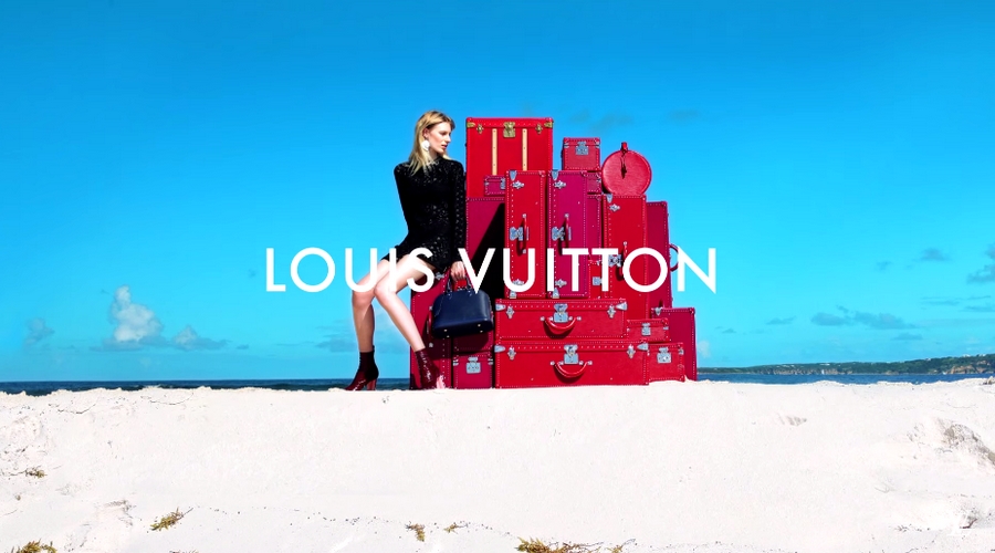 Louis Vuitton Sprit of Travel 2015-video caption - 2luxury2 com-2015
