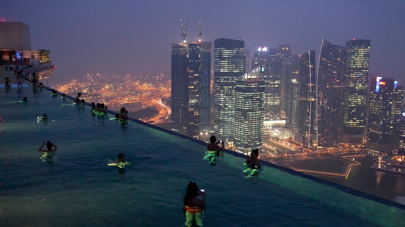 Marina Bay Resort Singapore _ THE POOL