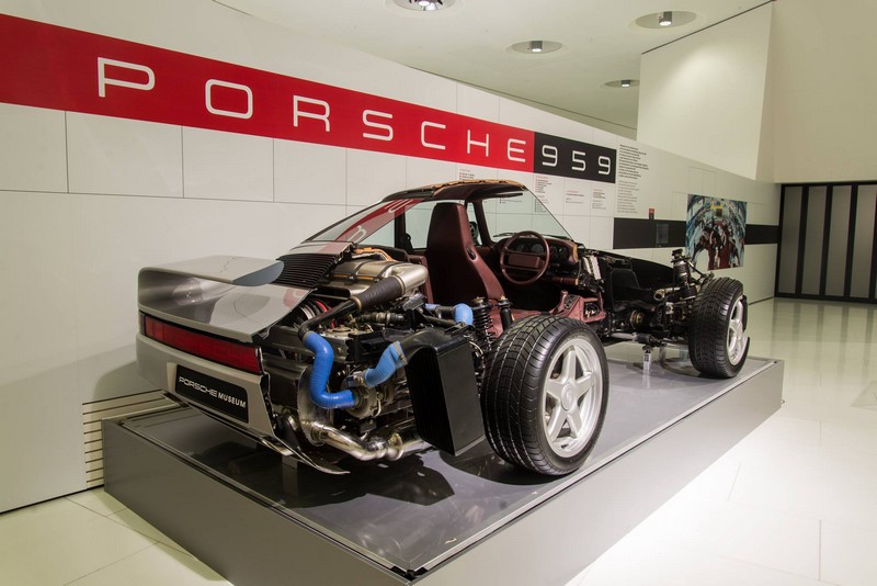 Porsche 959 exhibition Porsche Museum in 2015--in section