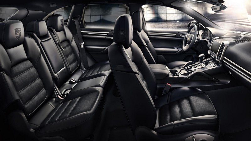 Porsche Cayenne Platinum Edition 2016-interior