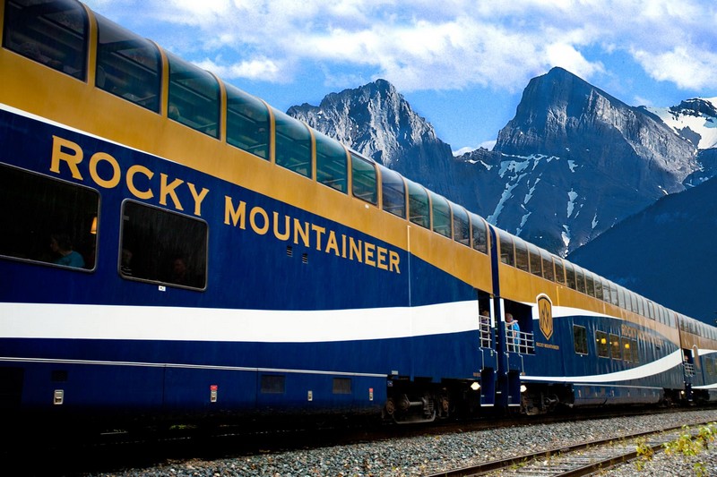 rocky-mountaineer-canada-luxury-train