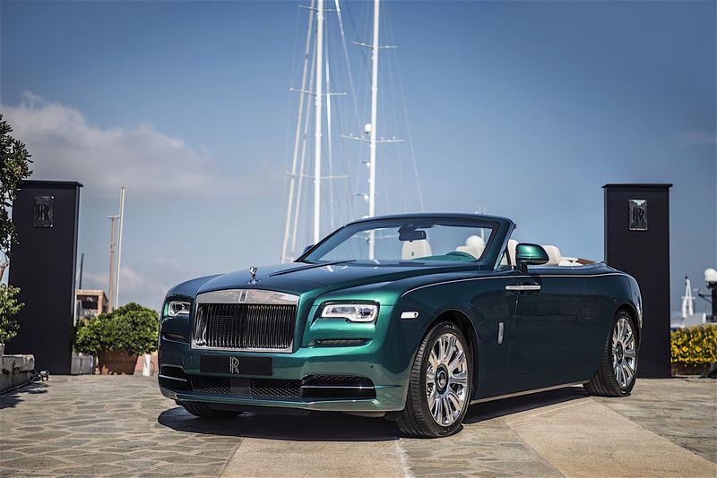 Rolls Royce emerald embellished Dawn and Wraith inspired by Porto Cervo