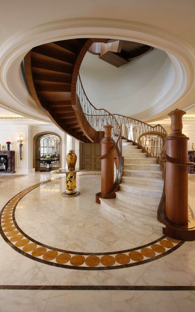 Sir Winston Churchill Suite - St Regis Dubai-The suite's spiral staircase