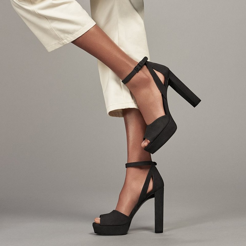 Stuart Weitzman shoes 2016