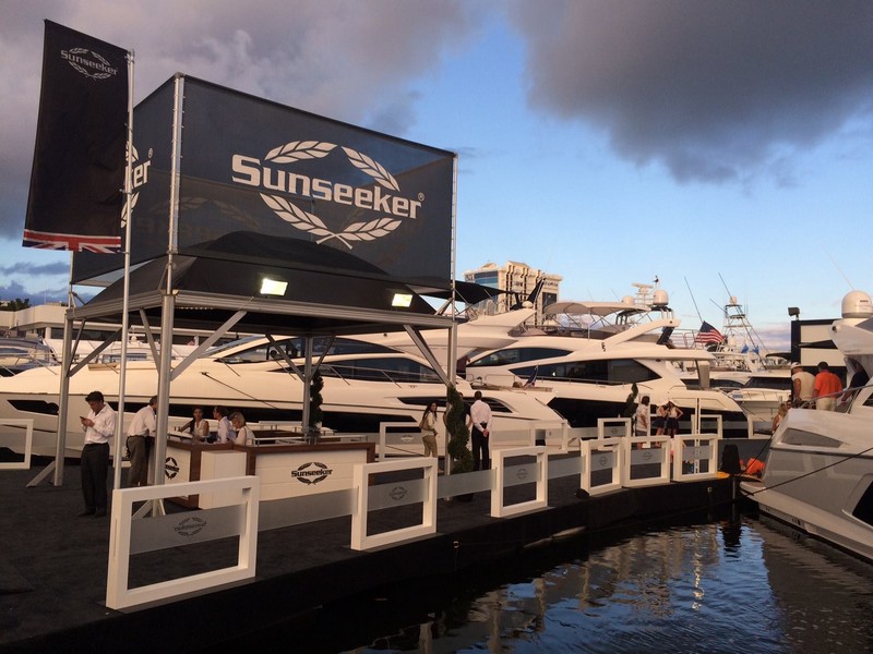 SunseekerOnShow at For Lauderdale International Boat Show 2015-002