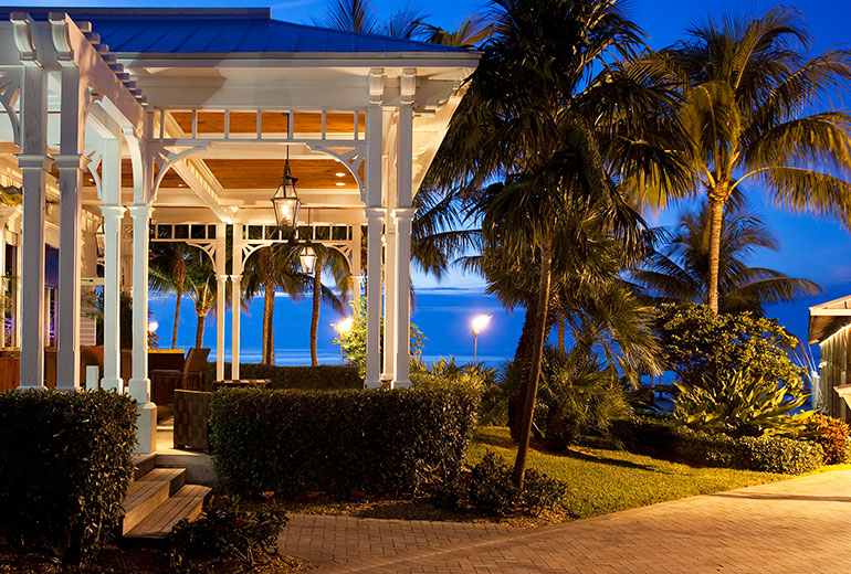 Sunset Key Cottages, a Luxury Collection Resort, Key West-bar exterior