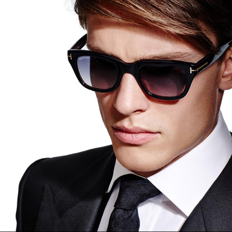 Tom Ford 'Snowdon' sunglasses worn by Daniel Craig as James Bond