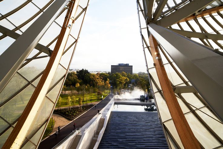 Fondation Louis Vuitton - Mageba