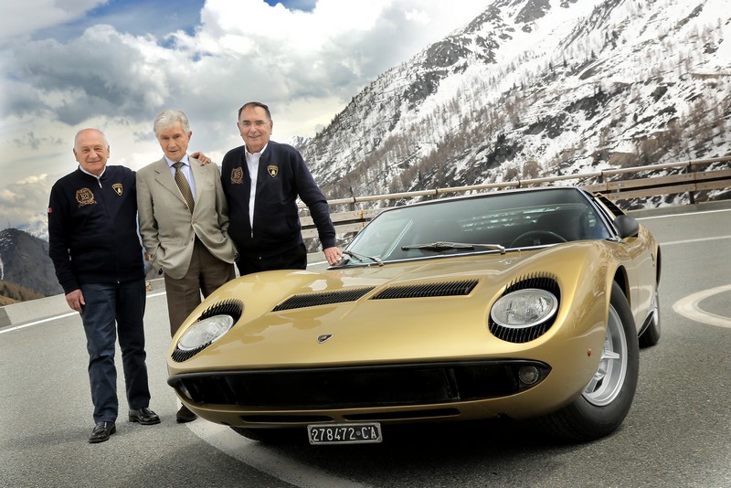 The Lamborghini Miura celebrates its 50th anniversary on the roads of The Italian Job