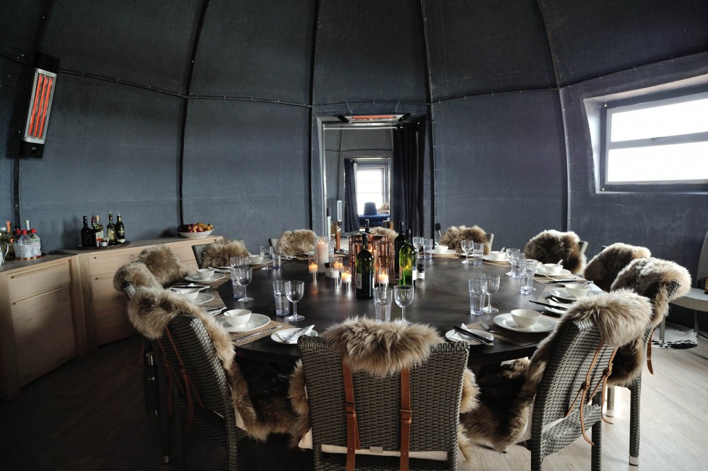 the-living-room-whichaway-camp-in-antarctica