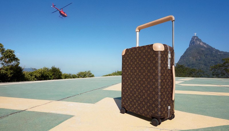 The Spirit of Travel - the new luggage designed by Marc Newson, photographed by Patrick Demarchelier-2016