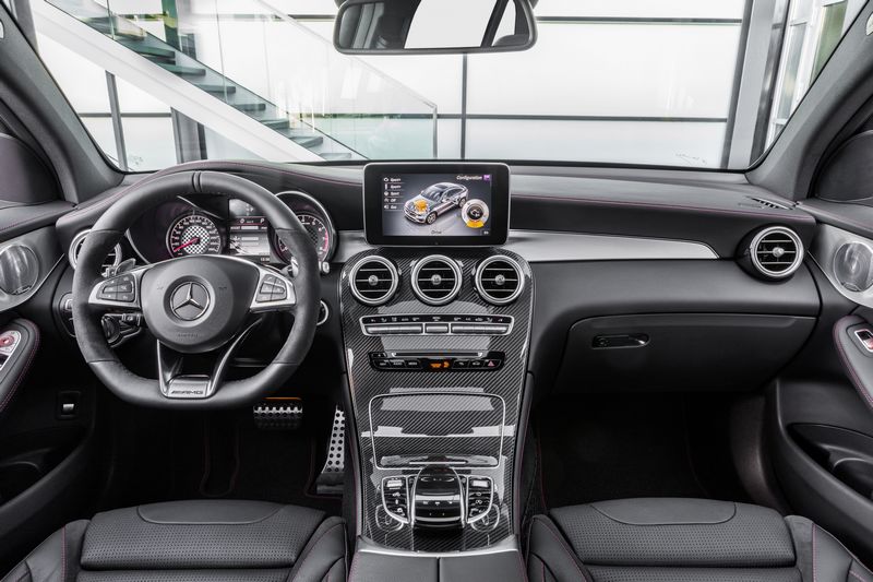 Mercedes-AMG GLC 43 Coupé; 2016