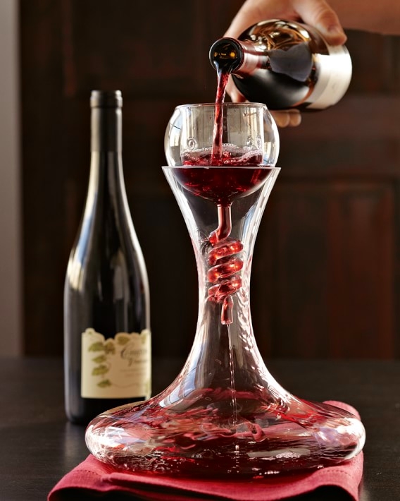 twister-wine-aerator-decanter-with-stand-set