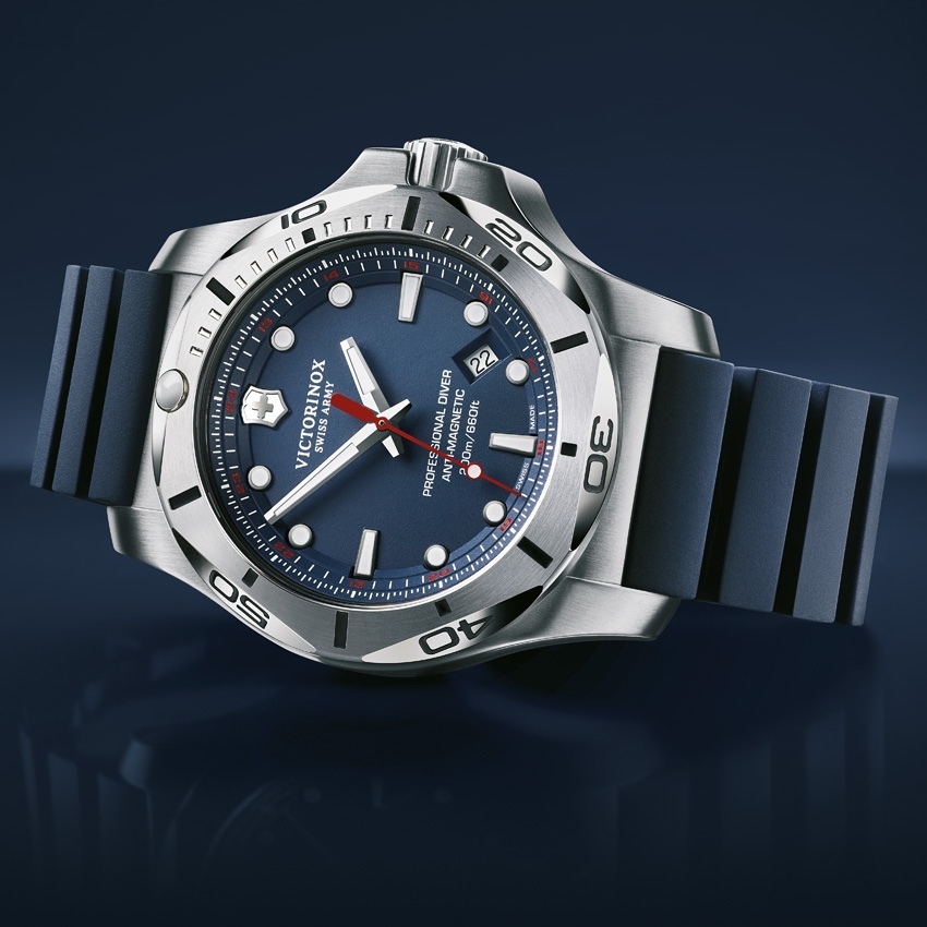 VICTORINOX SWISS ARMY I.N.O.X. Professional Diver