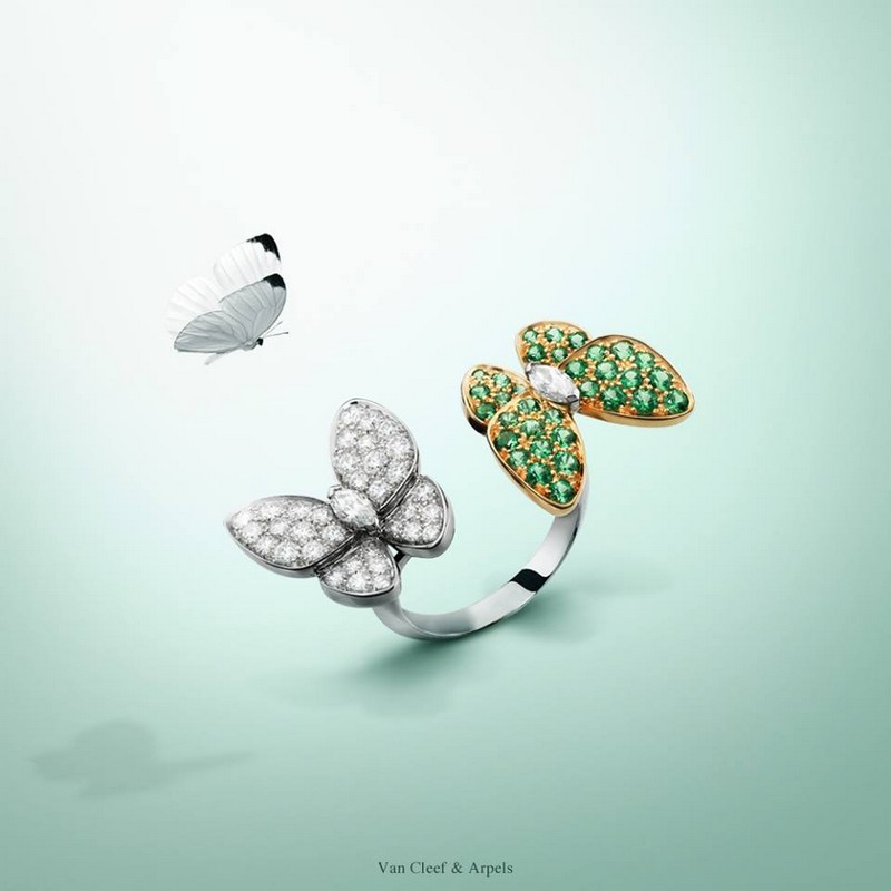 Van Cleef & Arpels Two Butterfly Between the Finger Ring - white and yellow gold, tsavorite garnets,
